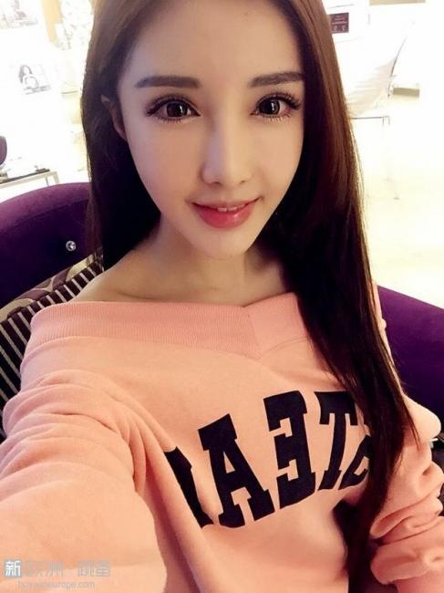Rencontre inoubliable avec une belle Asiatique